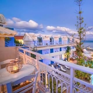 לגאנאס Pierros Hotel מראה חיצוני תמונה