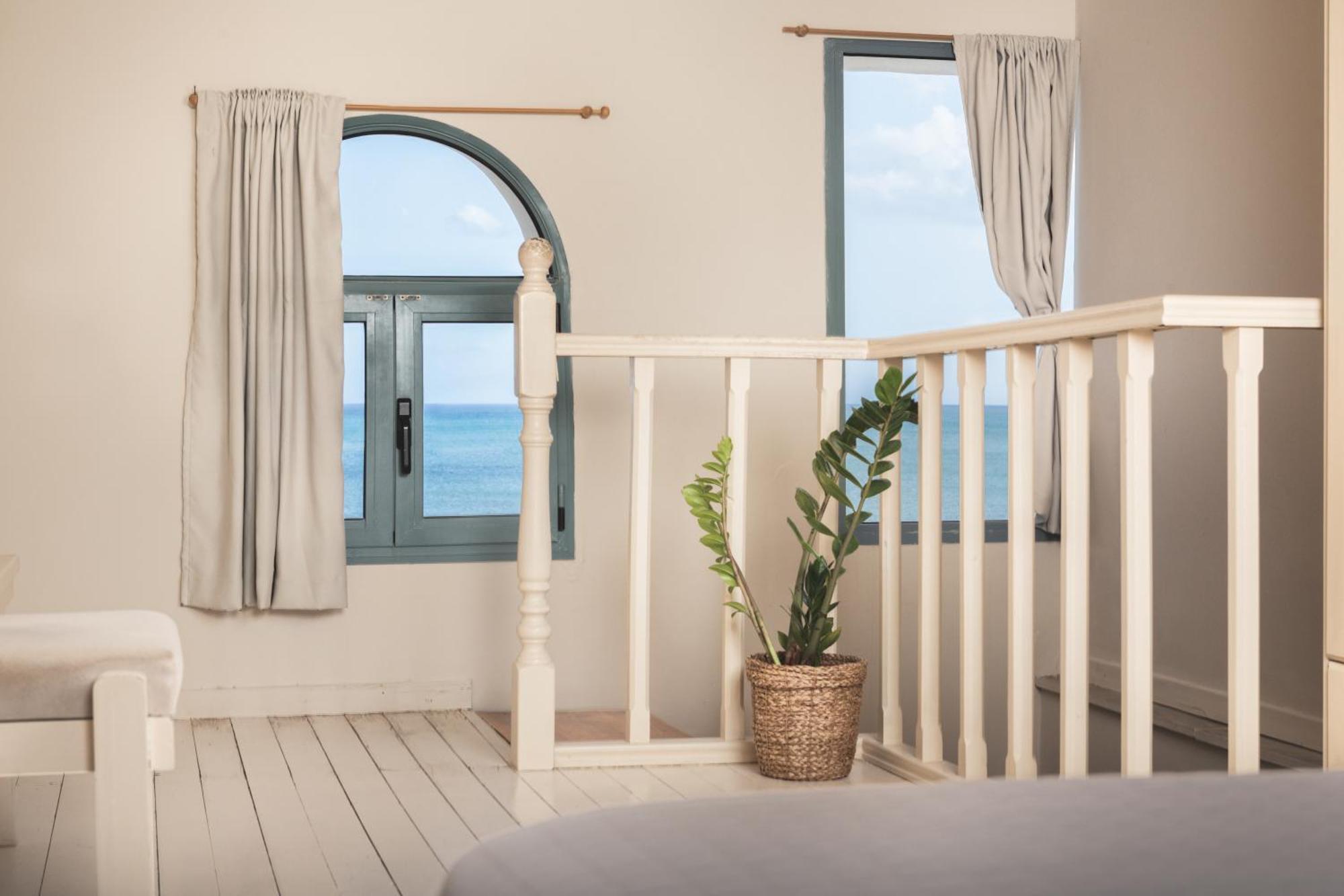 לגאנאס Pierros Hotel מראה חיצוני תמונה