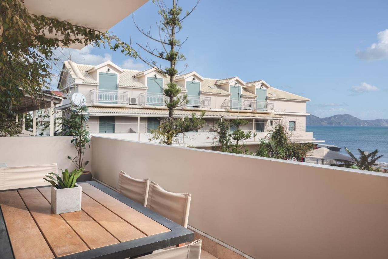לגאנאס Pierros Hotel מראה חיצוני תמונה